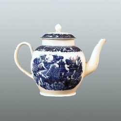 Mary Lee teapot two